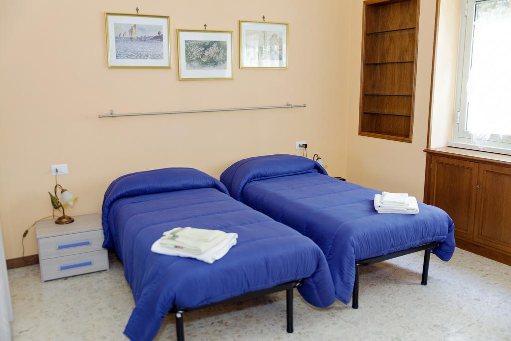 Casa Vacanza Da Andrea Рим Екстериор снимка
