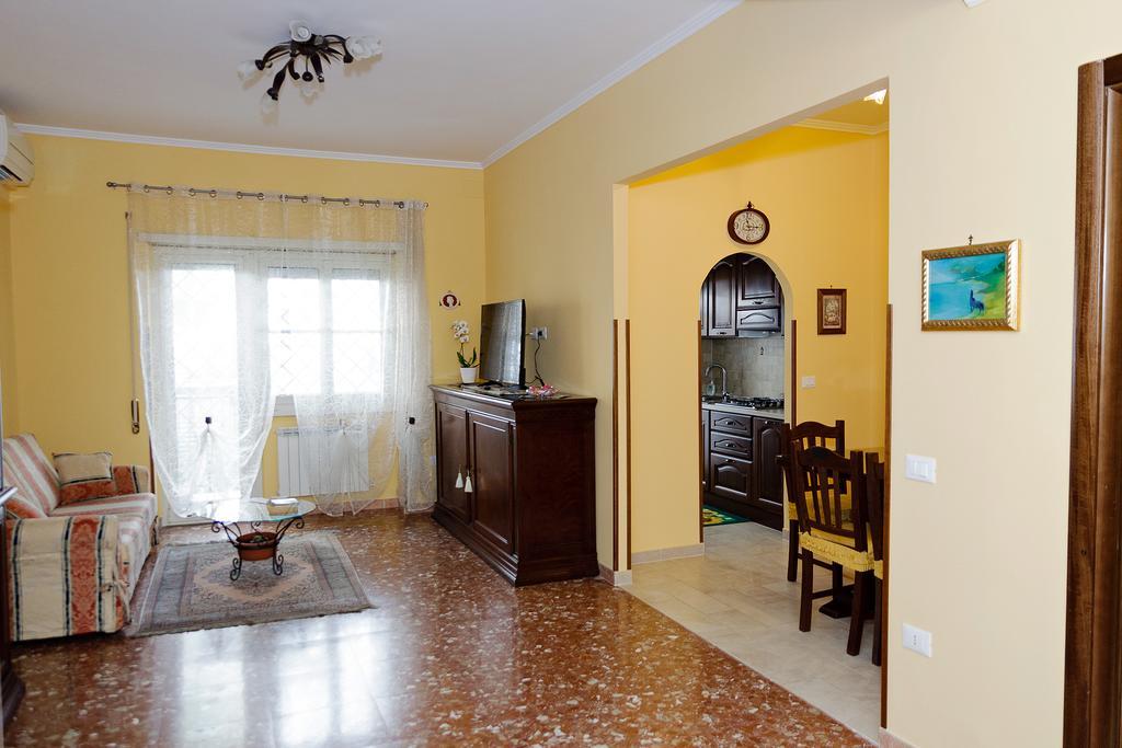Casa Vacanza Da Andrea Рим Екстериор снимка